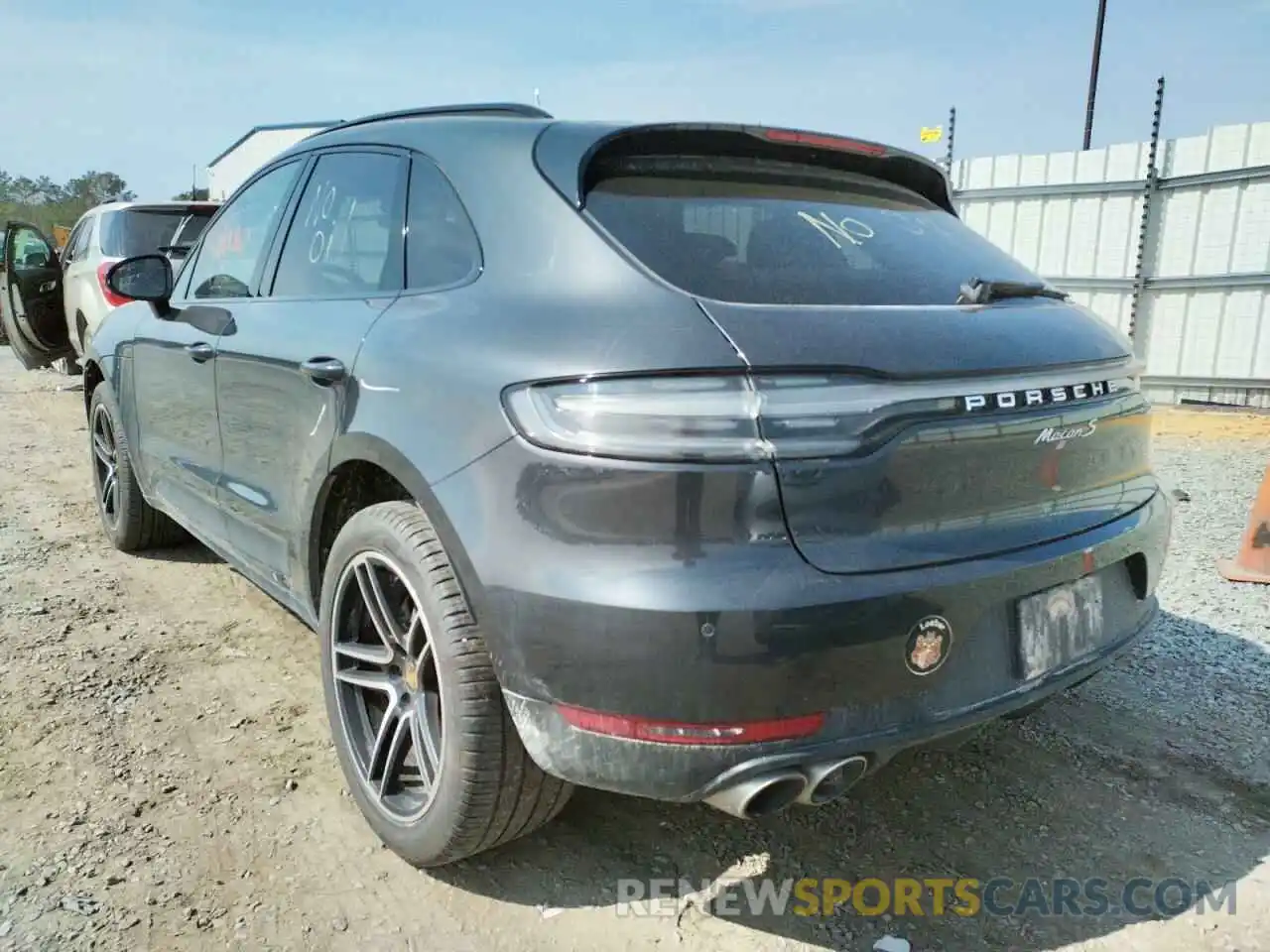 3 Photograph of a damaged car WP1AB2A54MLB30578 PORSCHE MACAN 2021