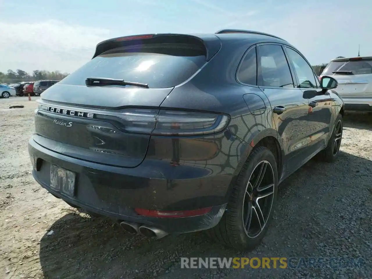 4 Photograph of a damaged car WP1AB2A54MLB30578 PORSCHE MACAN 2021