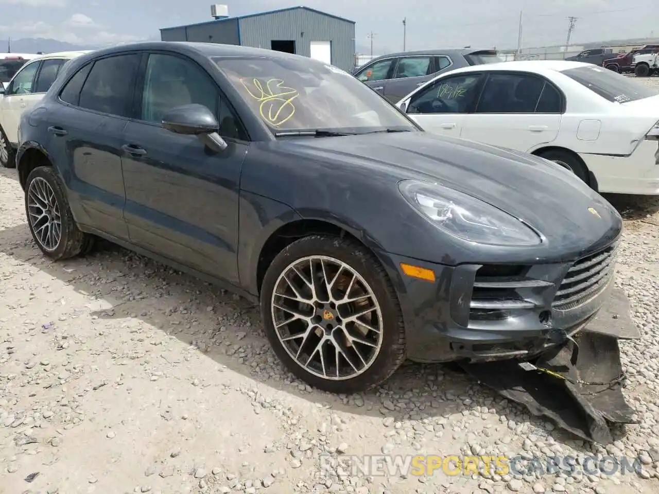 1 Photograph of a damaged car WP1AB2A55MLB31982 PORSCHE MACAN 2021