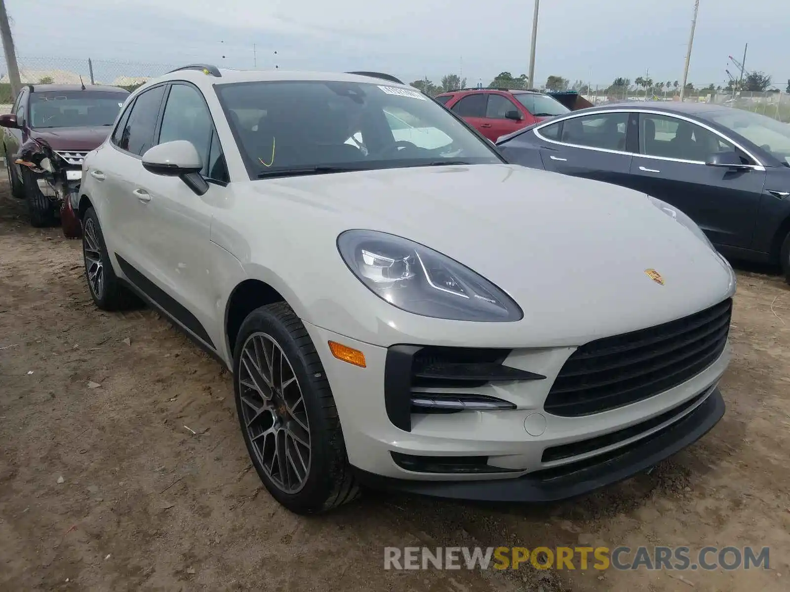 1 Photograph of a damaged car WP1AB2A55MLB34056 PORSCHE MACAN 2021