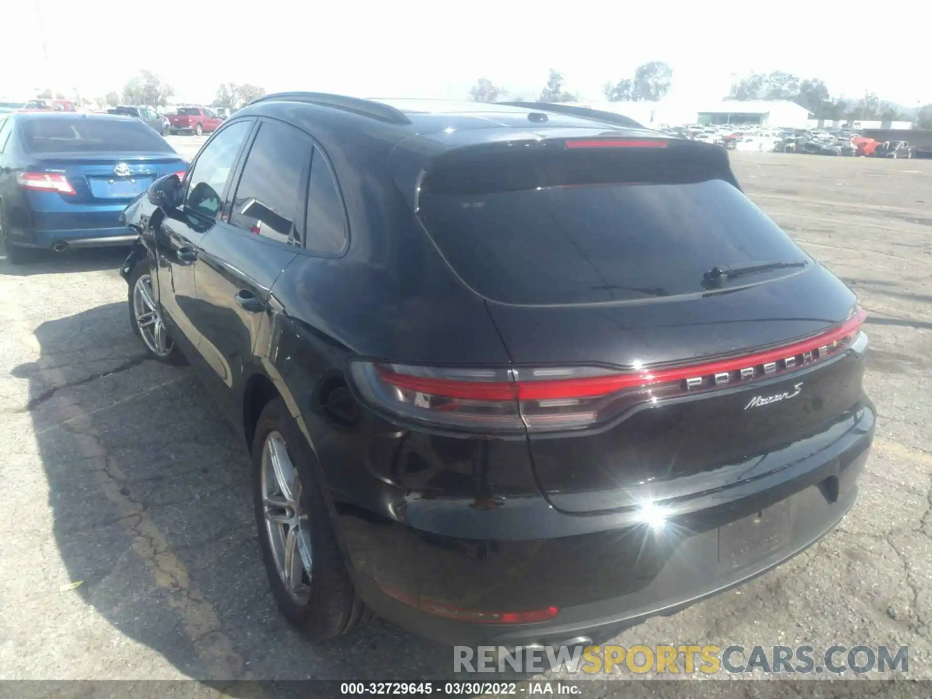 3 Photograph of a damaged car WP1AB2A55MLB35708 PORSCHE MACAN 2021