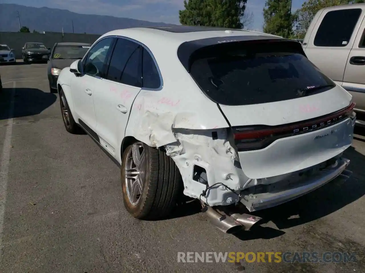 3 Photograph of a damaged car WP1AB2A55MLB35725 PORSCHE MACAN 2021