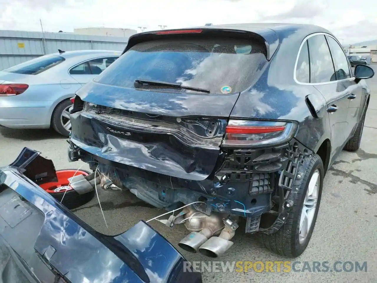 9 Photograph of a damaged car WP1AB2A56MLB33014 PORSCHE MACAN 2021