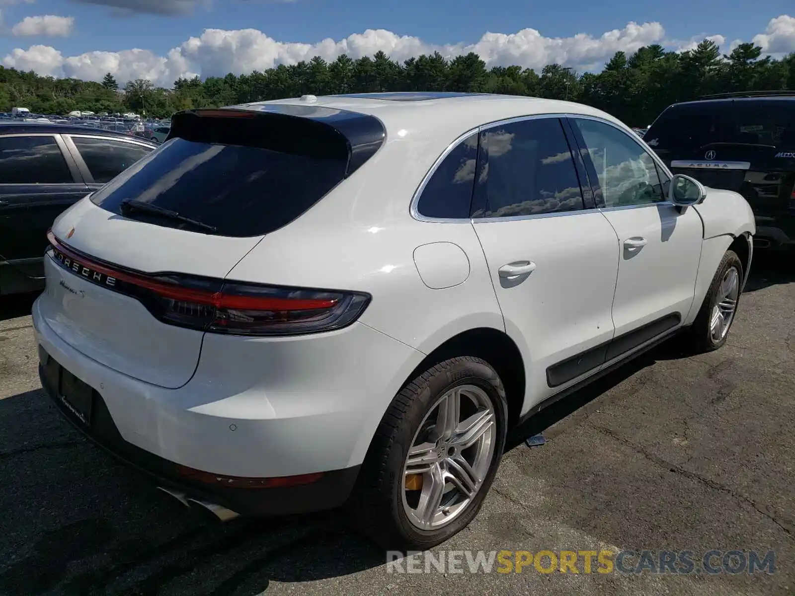 4 Photograph of a damaged car WP1AB2A56MLB34227 PORSCHE MACAN 2021