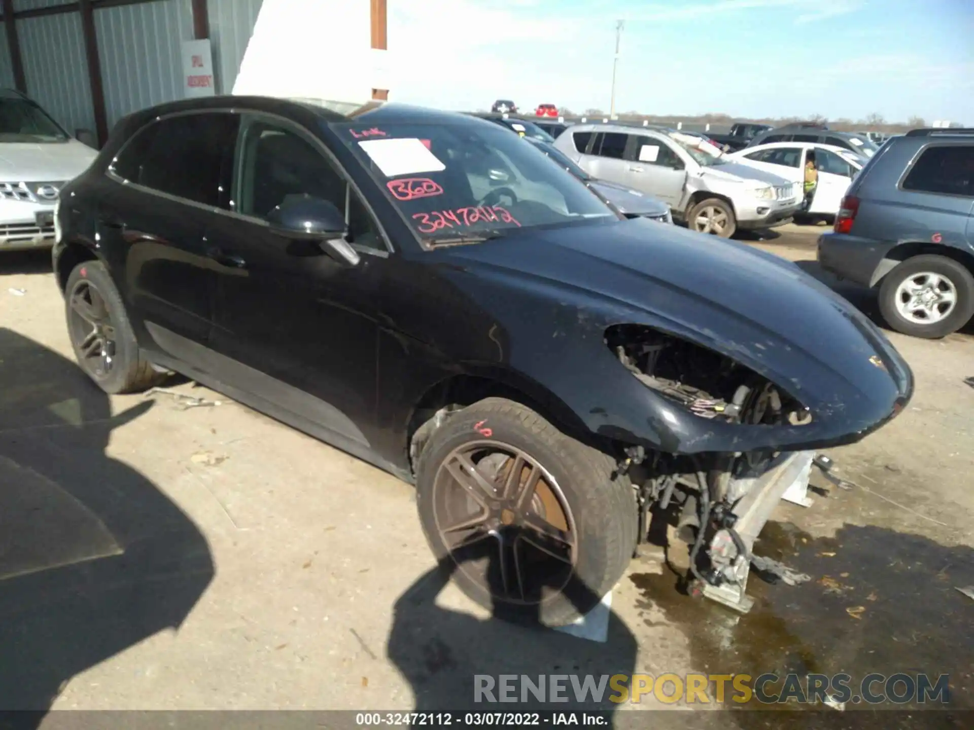 1 Photograph of a damaged car WP1AB2A56MLB34485 PORSCHE MACAN 2021