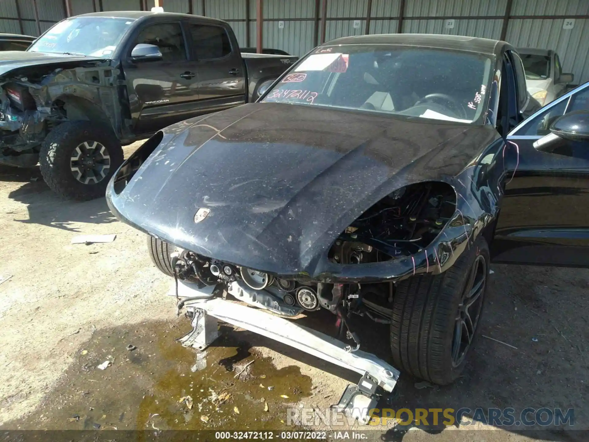 6 Photograph of a damaged car WP1AB2A56MLB34485 PORSCHE MACAN 2021