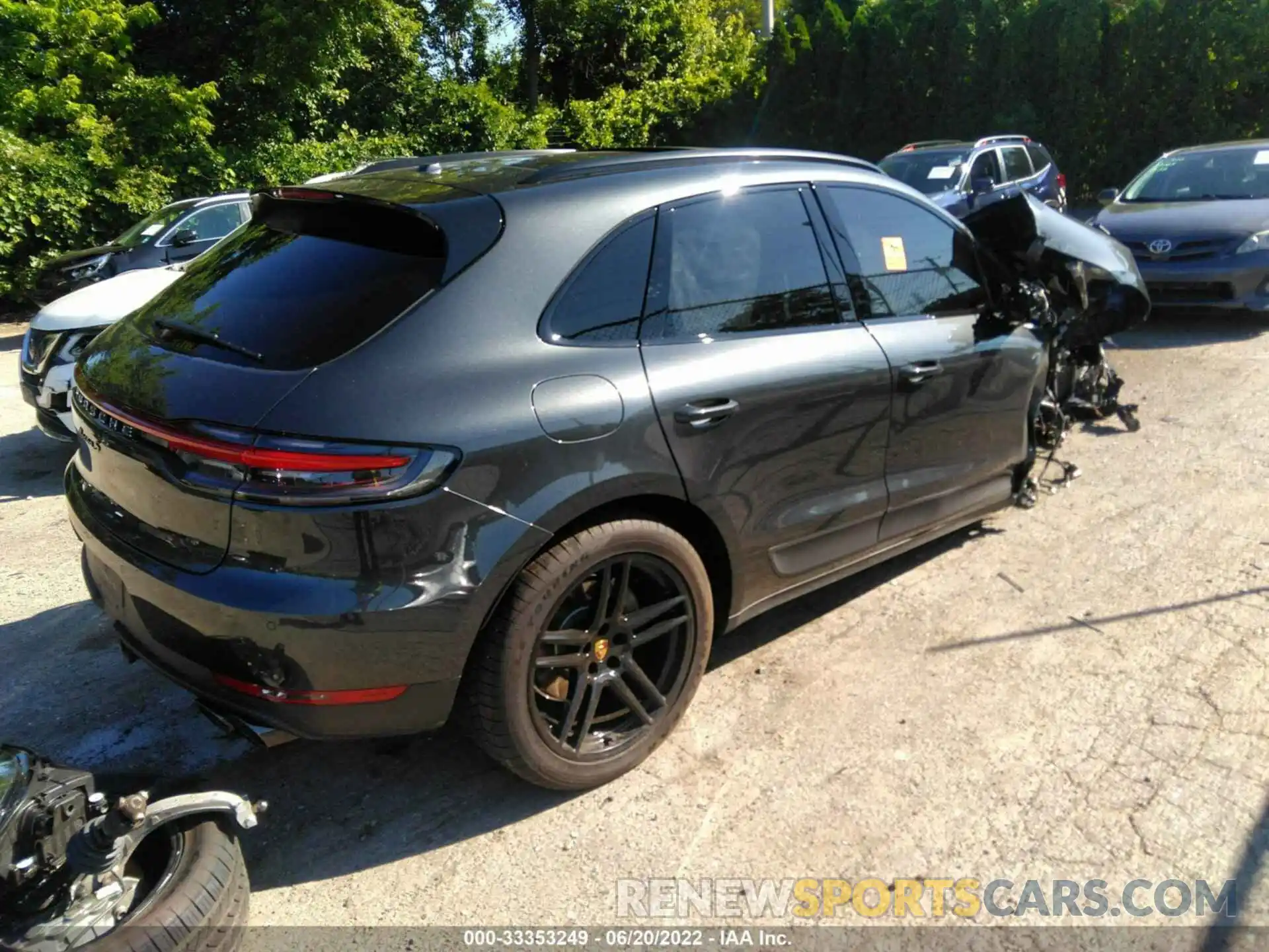 4 Photograph of a damaged car WP1AB2A56MLB38309 PORSCHE MACAN 2021