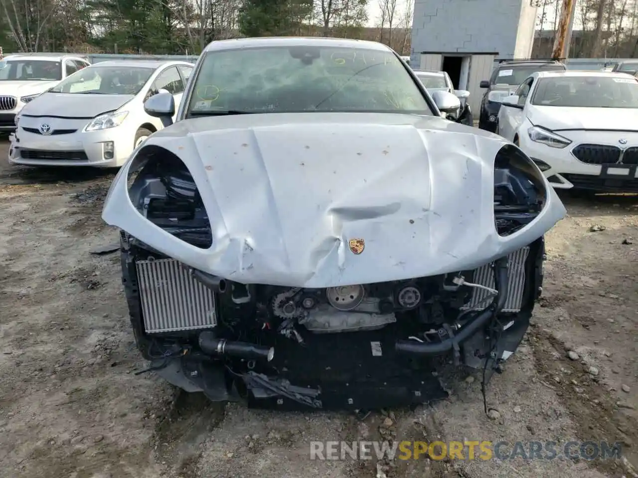 9 Photograph of a damaged car WP1AB2A57MLB32907 PORSCHE MACAN 2021