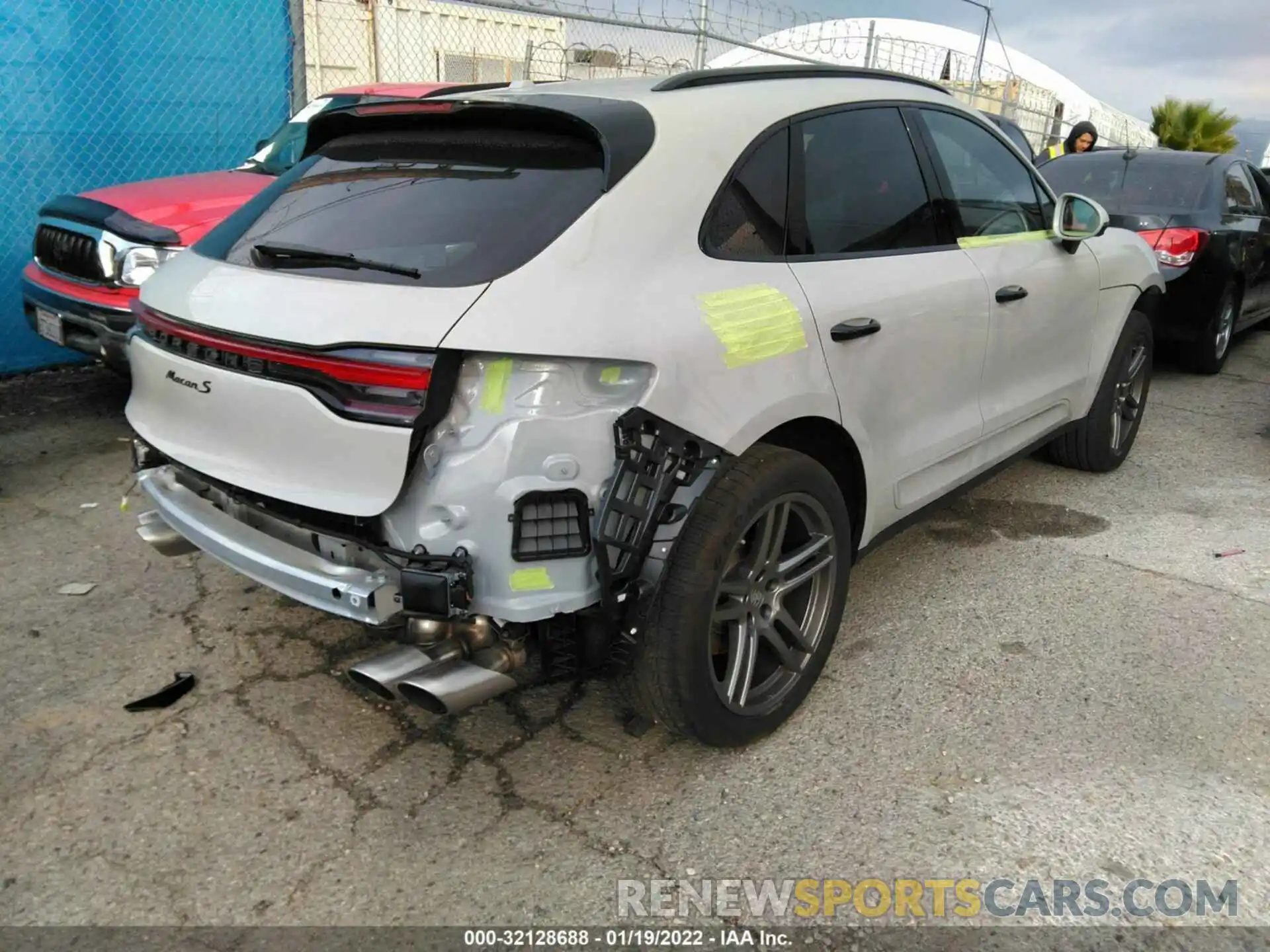 4 Photograph of a damaged car WP1AB2A58MLB36531 PORSCHE MACAN 2021