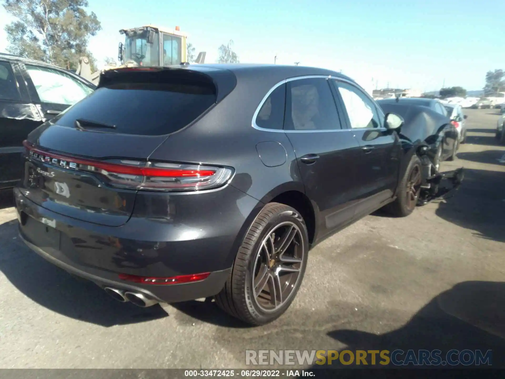 4 Photograph of a damaged car WP1AB2A58MLB37436 PORSCHE MACAN 2021