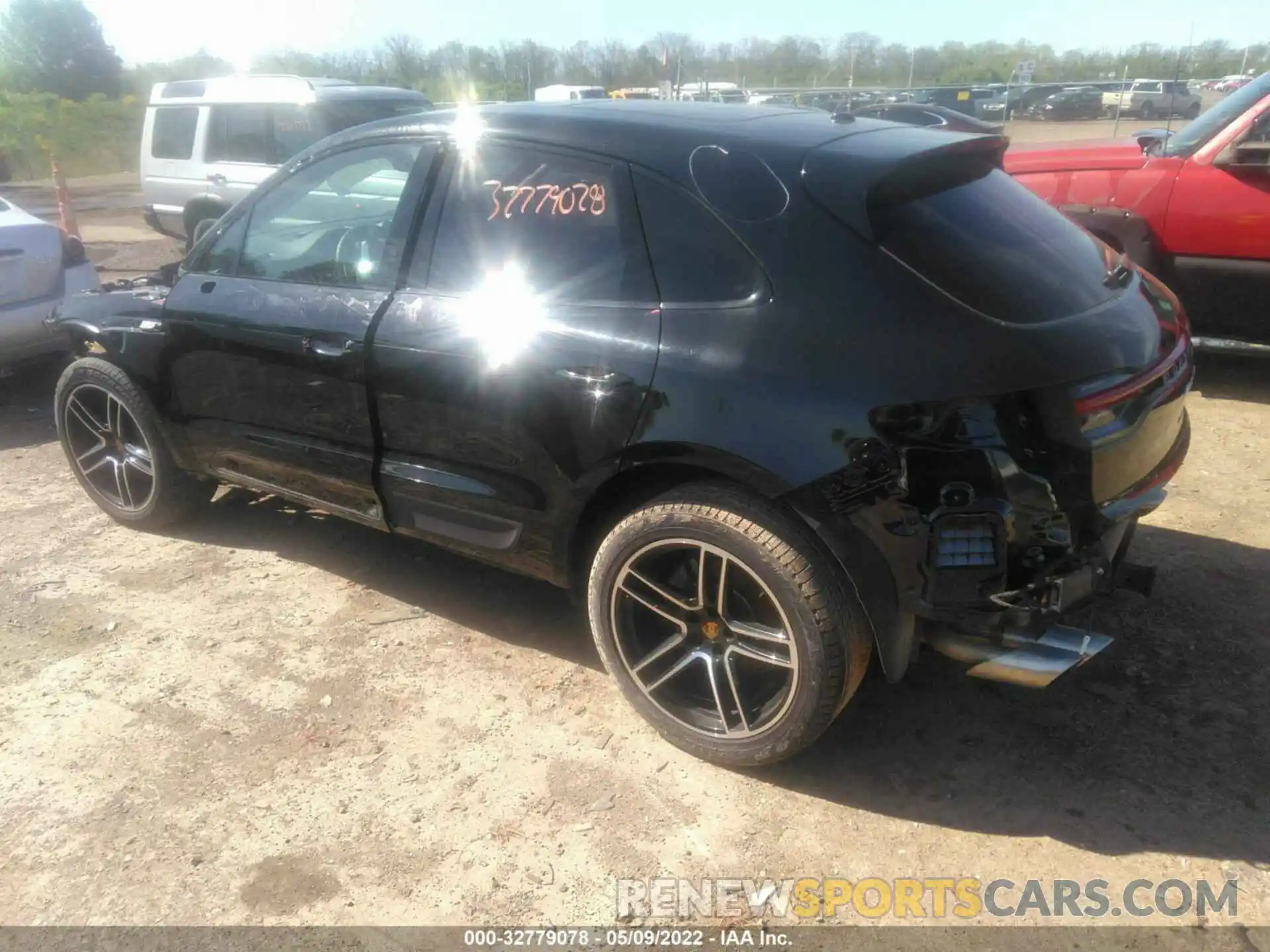 3 Photograph of a damaged car WP1AB2A59MLB30852 PORSCHE MACAN 2021