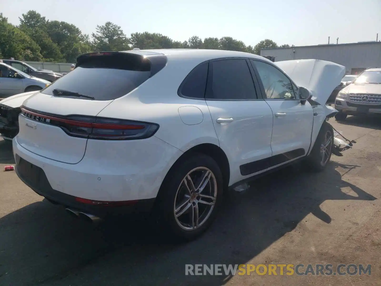 4 Photograph of a damaged car WP1AB2A59MLB31080 PORSCHE MACAN 2021