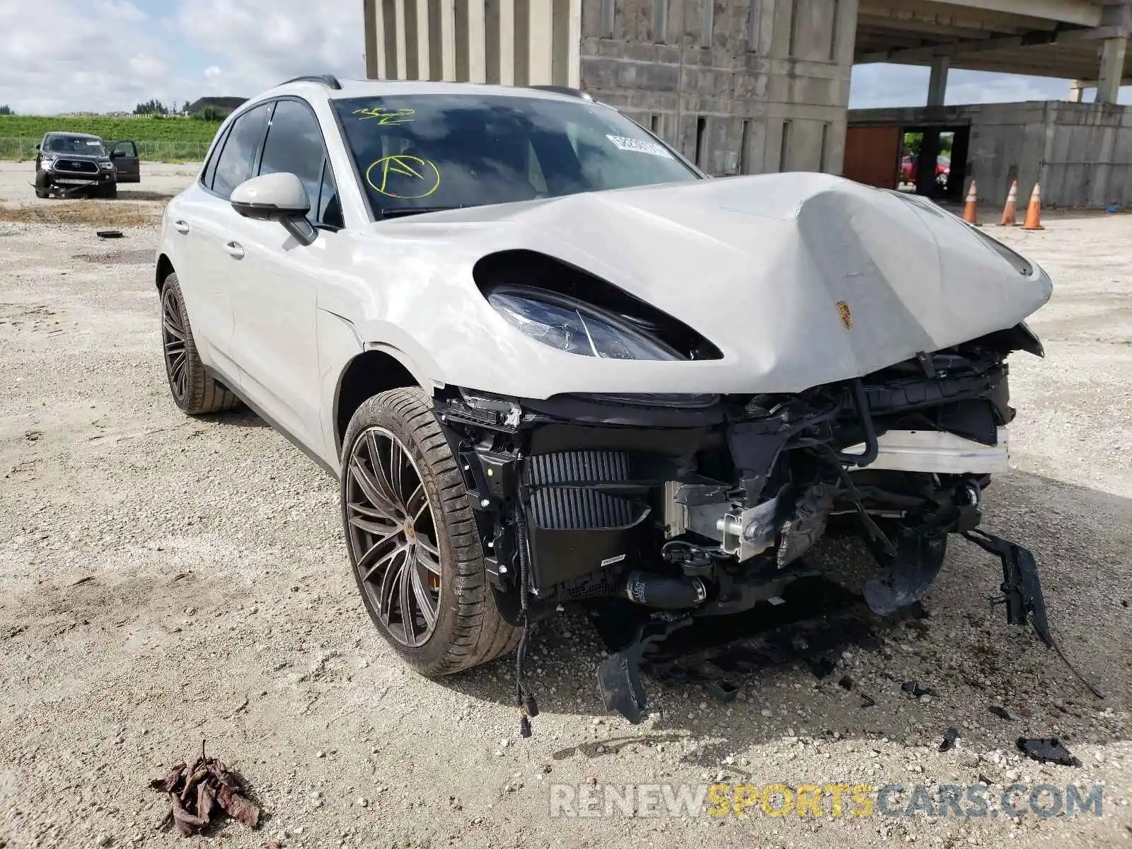 1 Photograph of a damaged car WP1AB2A5XMLB30455 PORSCHE MACAN 2021