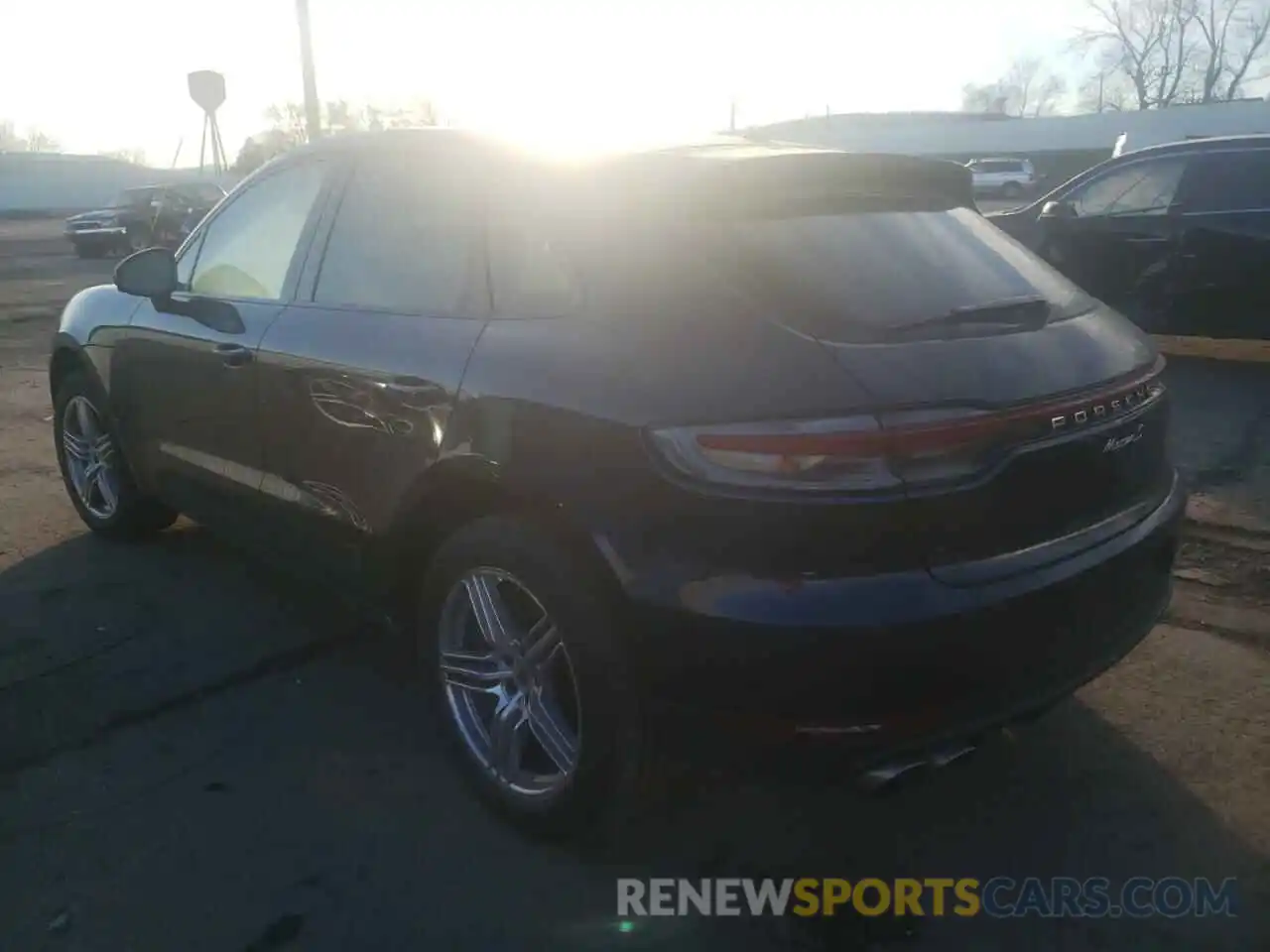 3 Photograph of a damaged car WP1AB2A5XMLB31220 PORSCHE MACAN 2021