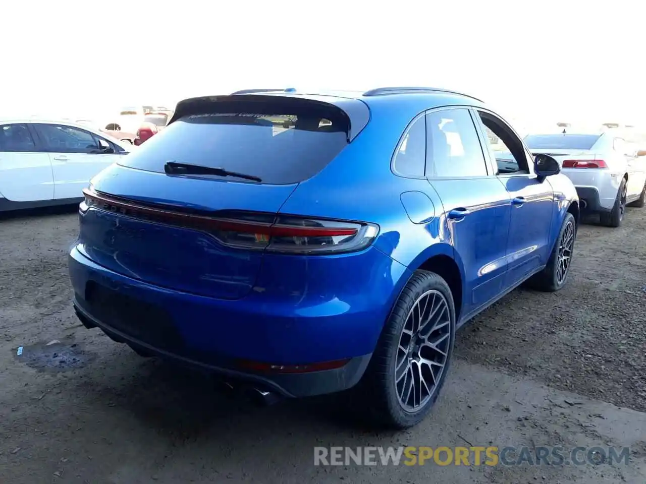 4 Photograph of a damaged car WP1AB2A5XMLB31525 PORSCHE MACAN 2021