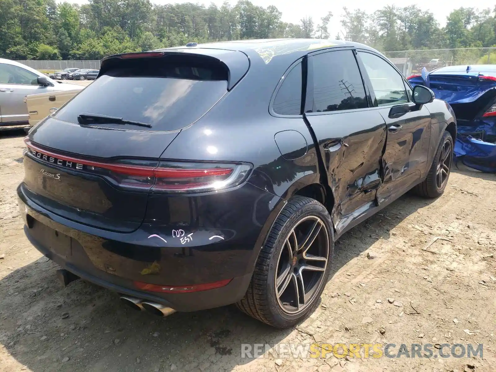 4 Photograph of a damaged car WP1AB2A5XMLB31573 PORSCHE MACAN 2021