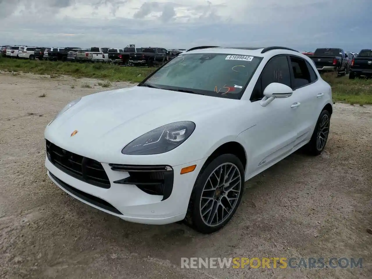 2 Фотография поврежденного автомобиля WP1AF2A51MLB60612 PORSCHE MACAN 2021