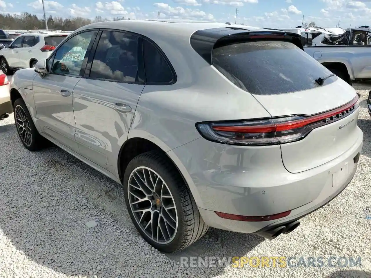 3 Photograph of a damaged car WP1AF2A53MLB60076 PORSCHE MACAN 2021