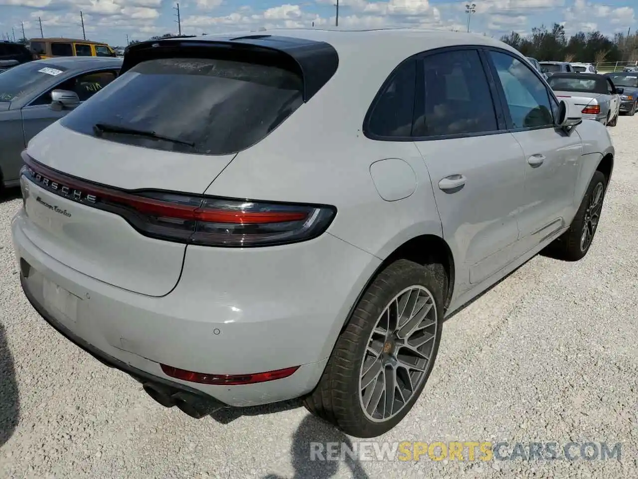 4 Photograph of a damaged car WP1AF2A53MLB60076 PORSCHE MACAN 2021