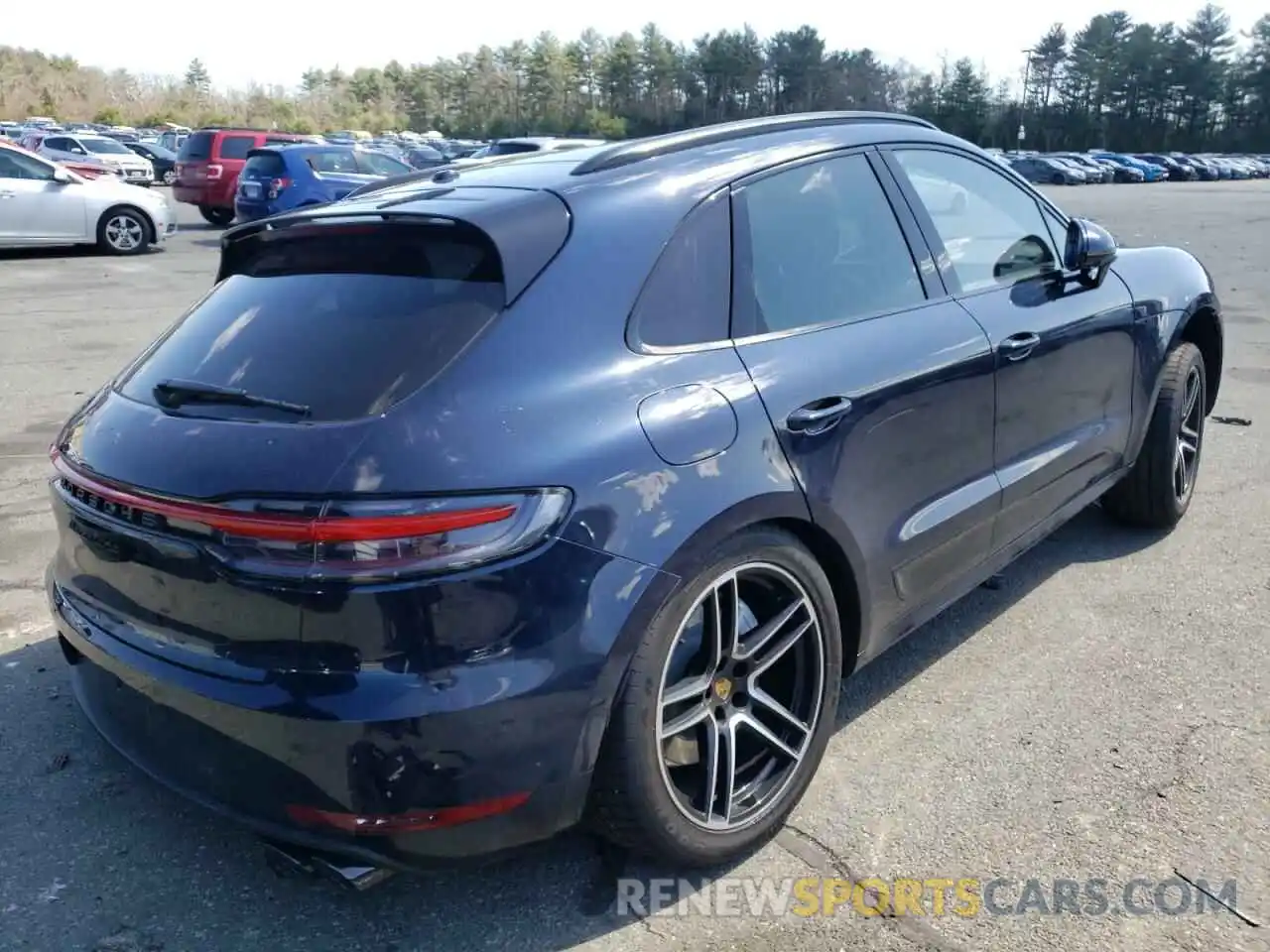 4 Photograph of a damaged car WP1AF2A59MLB60843 PORSCHE MACAN 2021