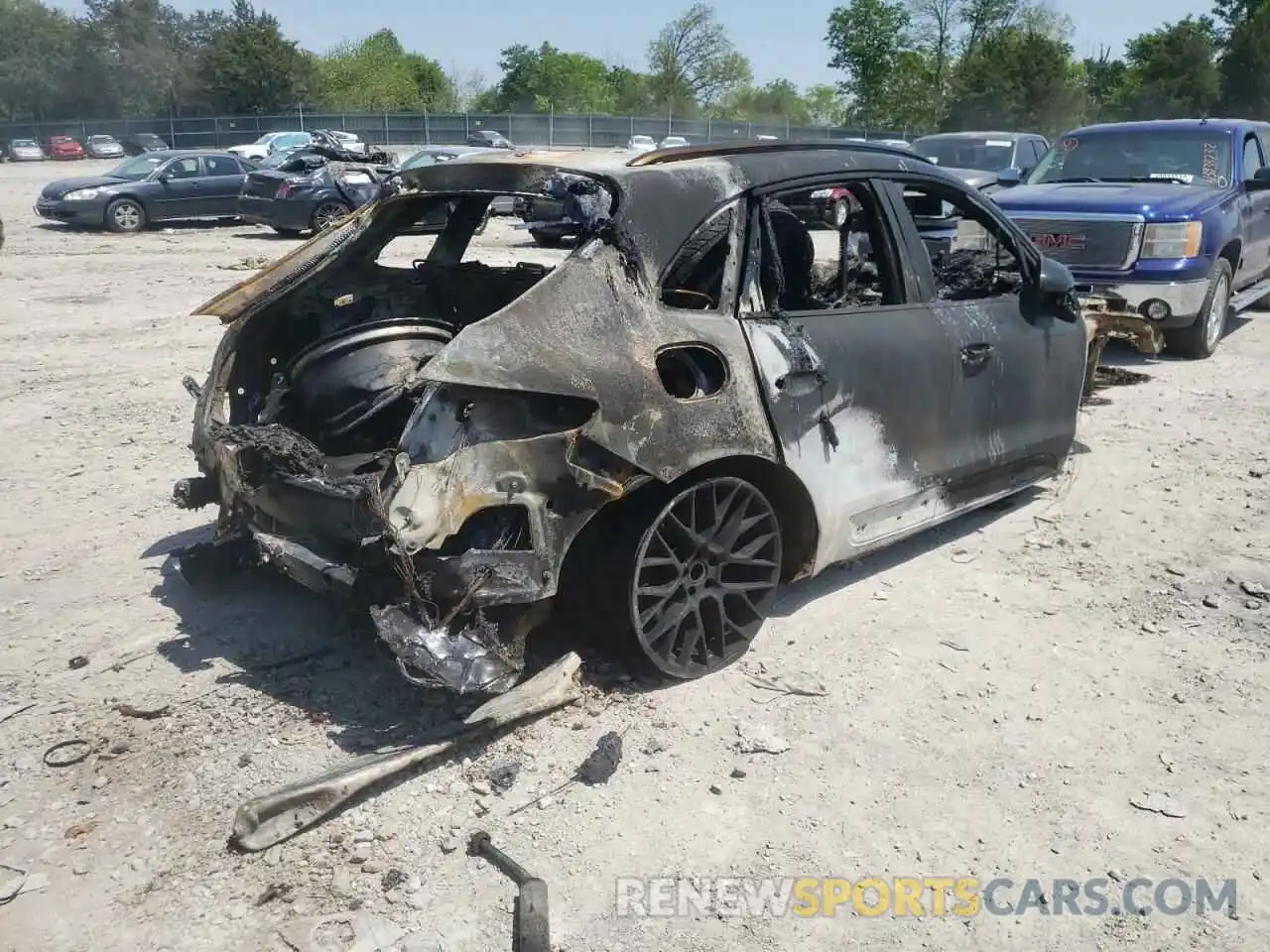 4 Photograph of a damaged car WP1AG2A51MLB51308 PORSCHE MACAN 2021