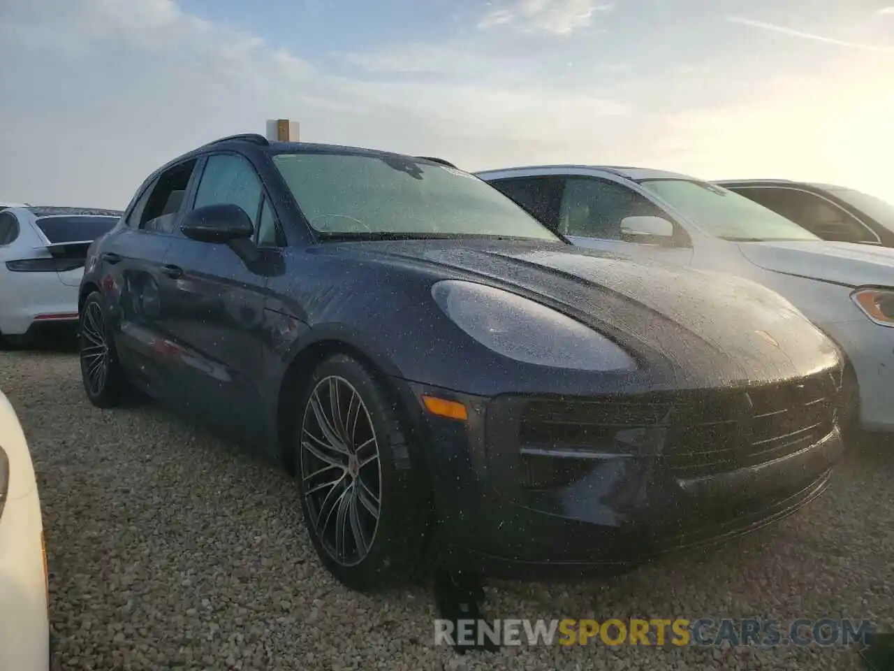 1 Photograph of a damaged car WP1AG2A54MLB50802 PORSCHE MACAN 2021