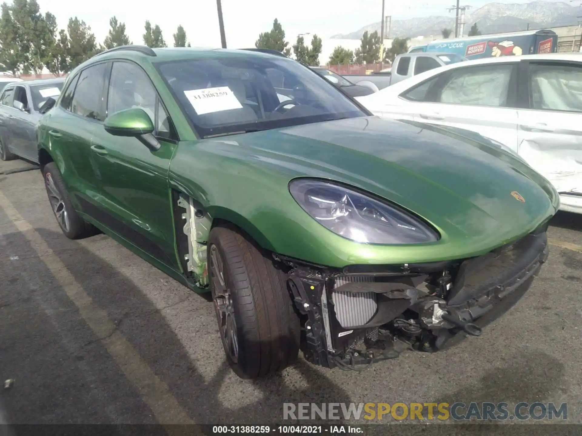 1 Photograph of a damaged car WP1AG2A56MLB52258 PORSCHE MACAN 2021