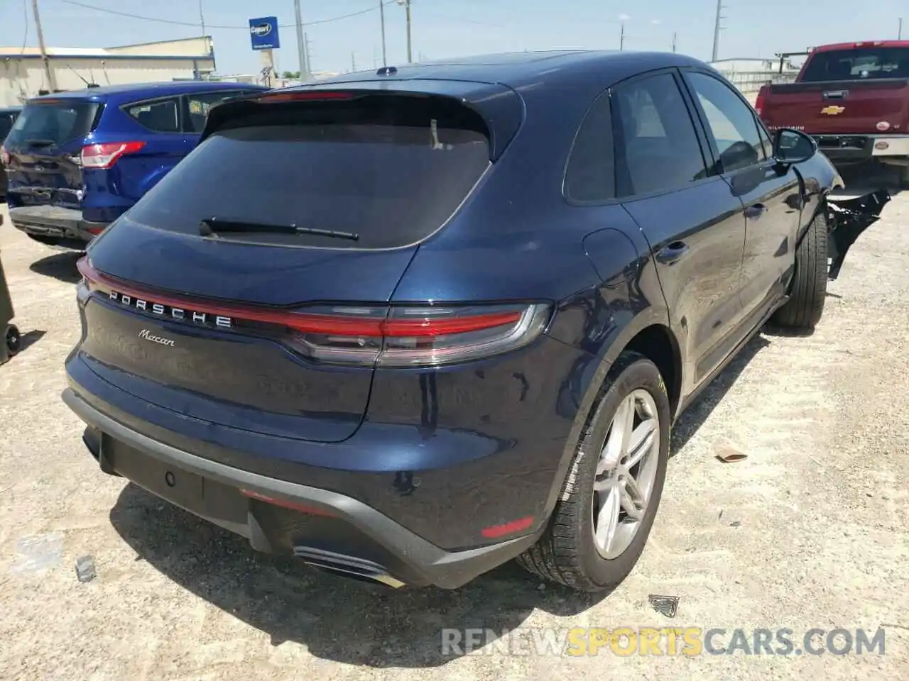 4 Photograph of a damaged car WP1AA2A50NLB04435 PORSCHE MACAN 2022