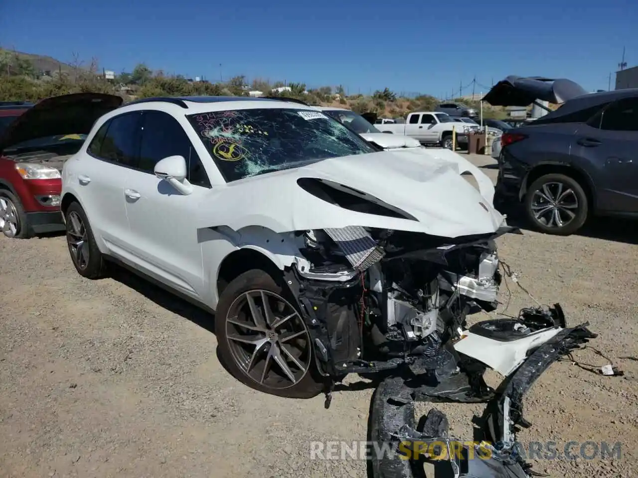 1 Photograph of a damaged car WP1AA2A53NLB04722 PORSCHE MACAN 2022