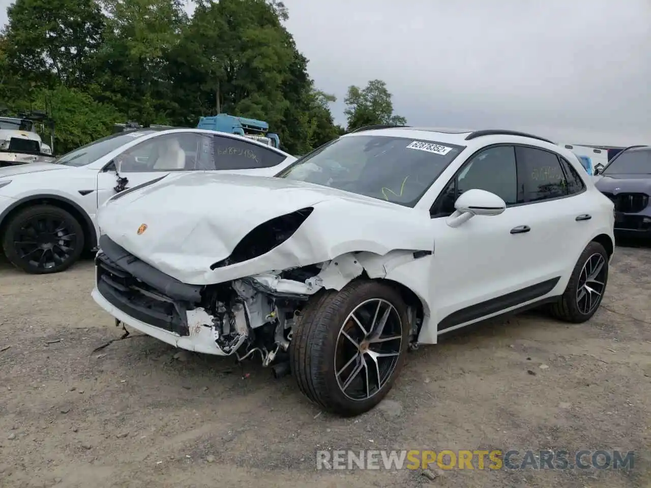 2 Photograph of a damaged car WP1AA2A55NLB01661 PORSCHE MACAN 2022