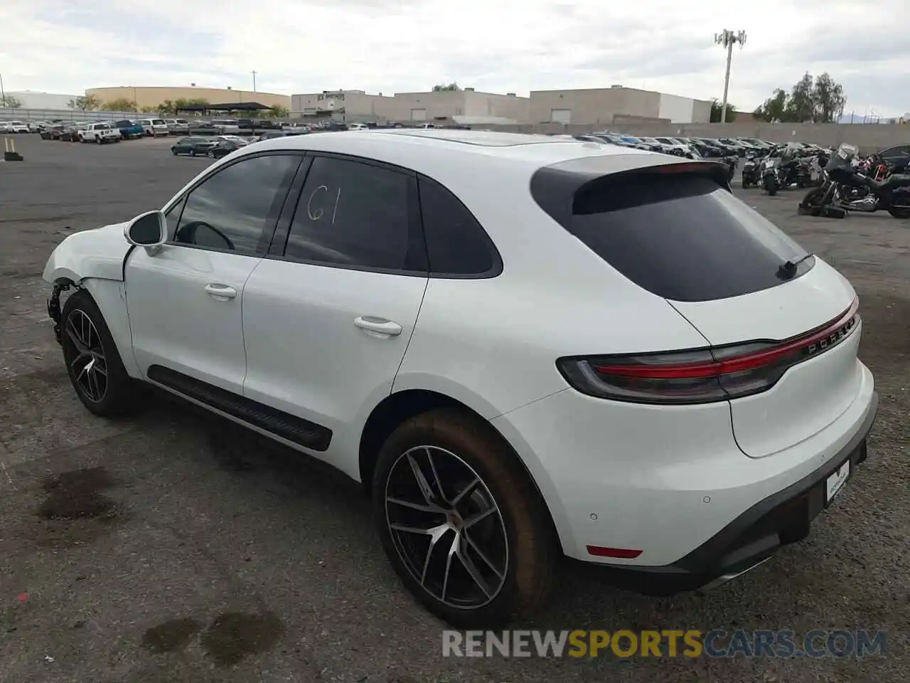 3 Photograph of a damaged car WP1AA2A57NLB04383 PORSCHE MACAN 2022