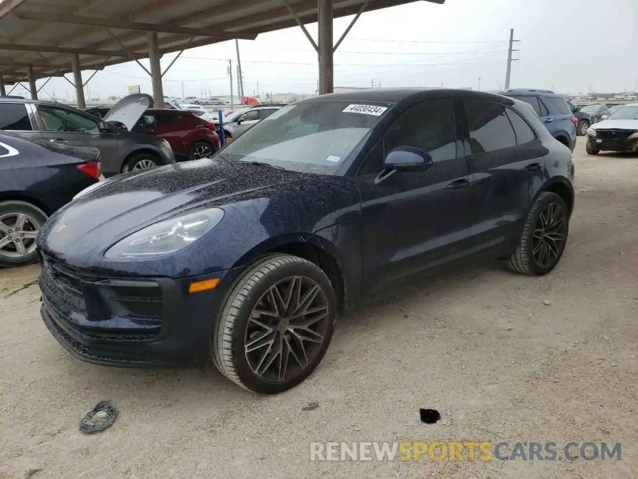 1 Photograph of a damaged car WP1AA2A58NLB01573 PORSCHE MACAN 2022