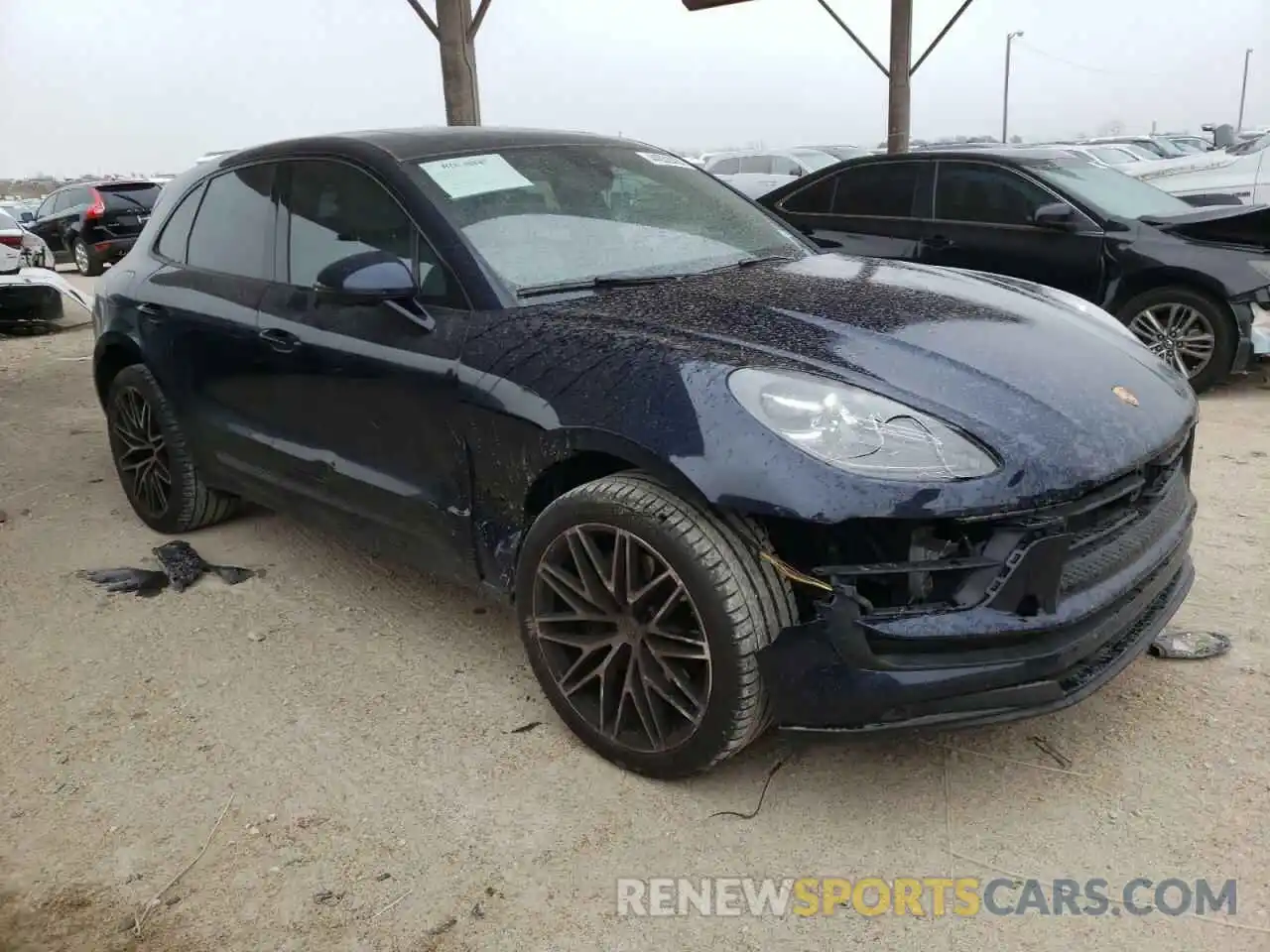 4 Photograph of a damaged car WP1AA2A58NLB01573 PORSCHE MACAN 2022