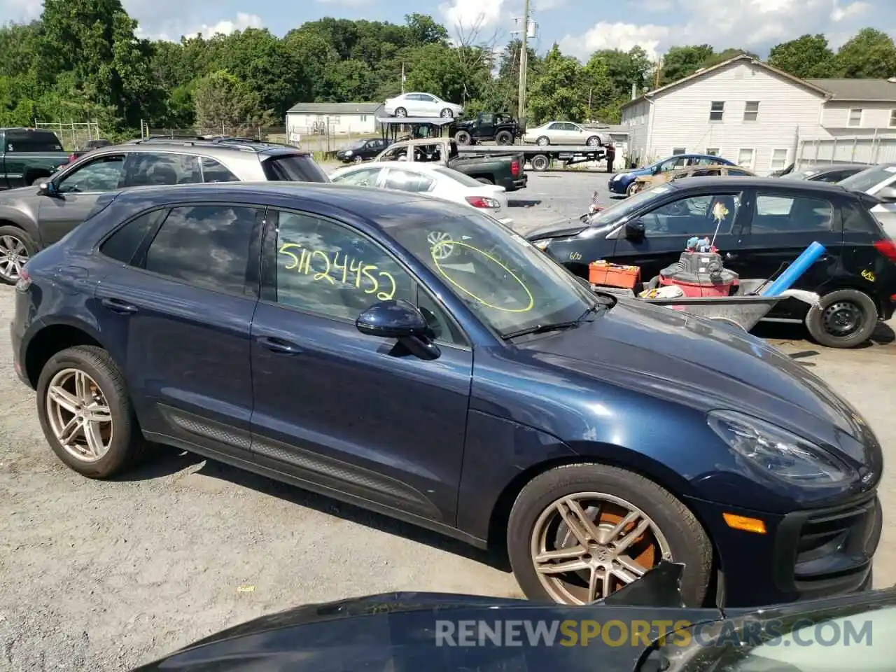 1 Photograph of a damaged car WP1AA2A58NLB01704 PORSCHE MACAN 2022