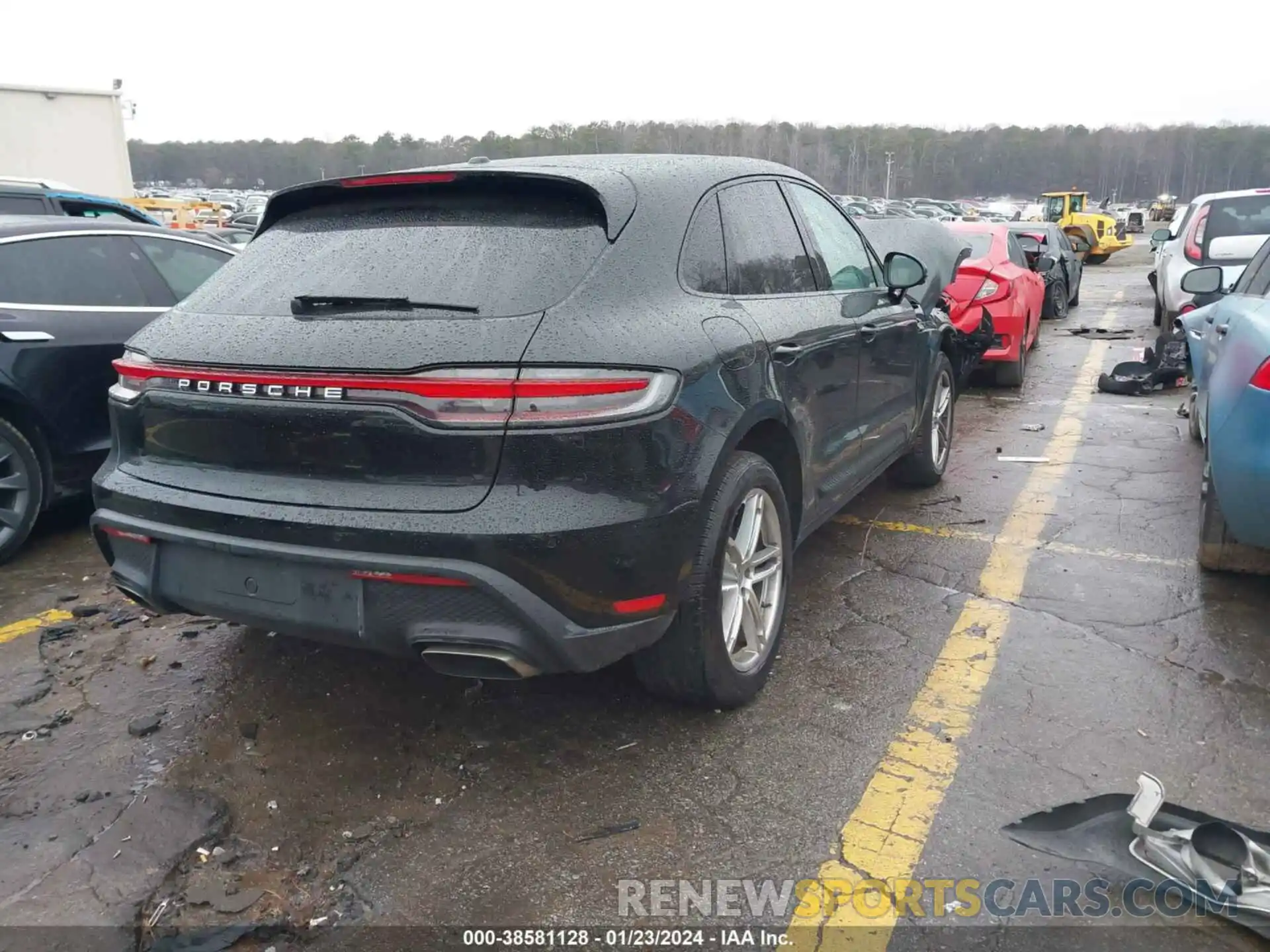 4 Photograph of a damaged car WP1AA2A59NLB01386 PORSCHE MACAN 2022