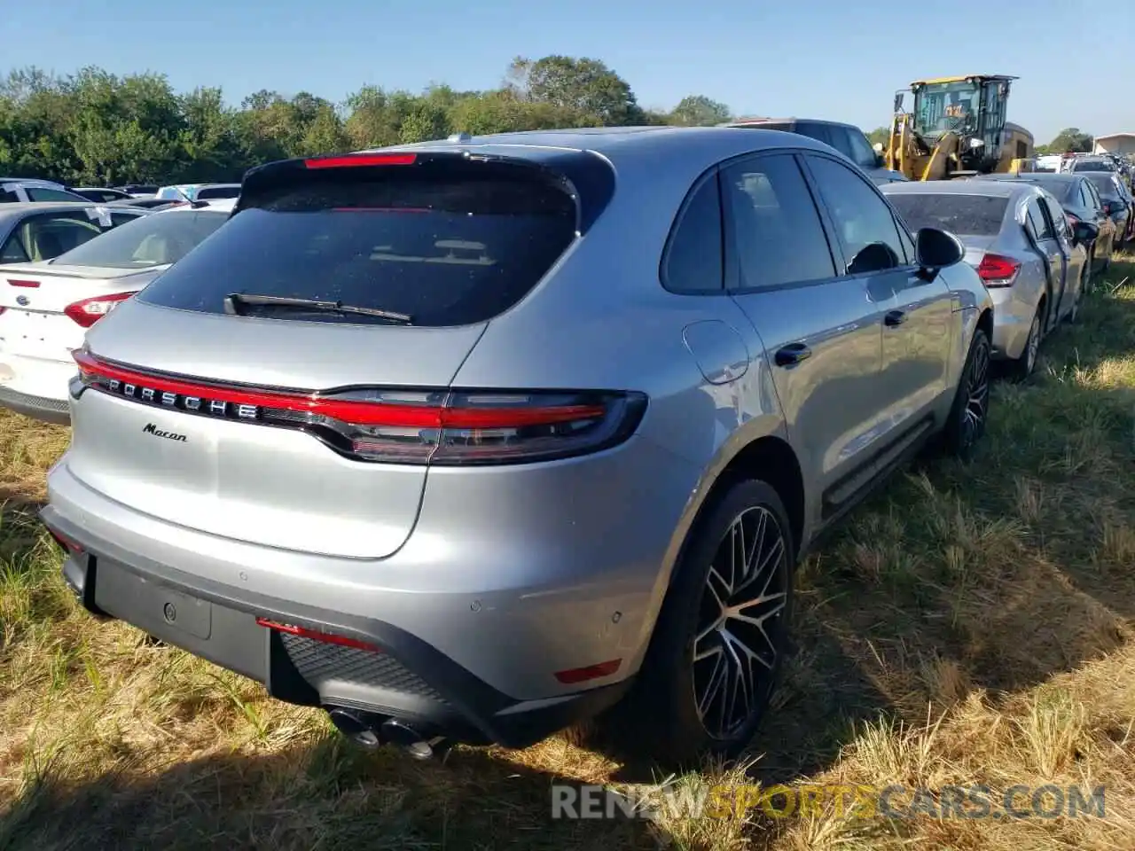 4 Photograph of a damaged car WP1AA2A59NLB11464 PORSCHE MACAN 2022