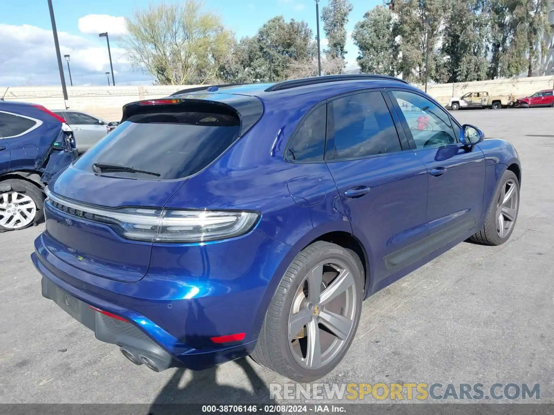 4 Photograph of a damaged car WP1AA2A5XNLB10002 PORSCHE MACAN 2022