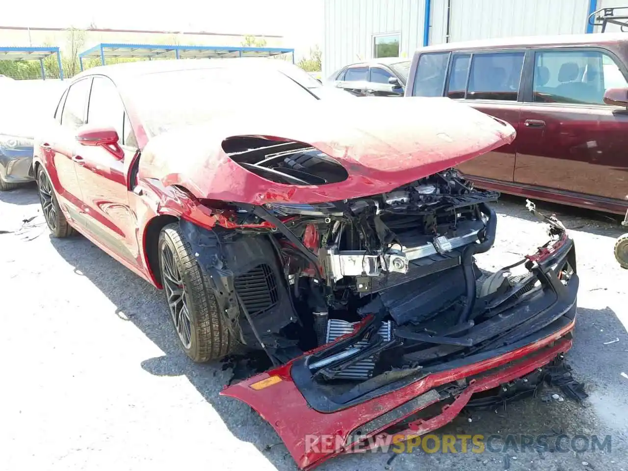 1 Photograph of a damaged car WP1AF2A52NLB30696 PORSCHE MACAN 2022