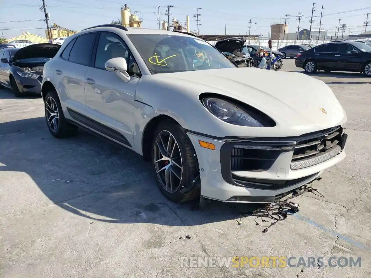 1 Photograph of a damaged car WP1AG2A51NLB21632 PORSCHE MACAN 2022