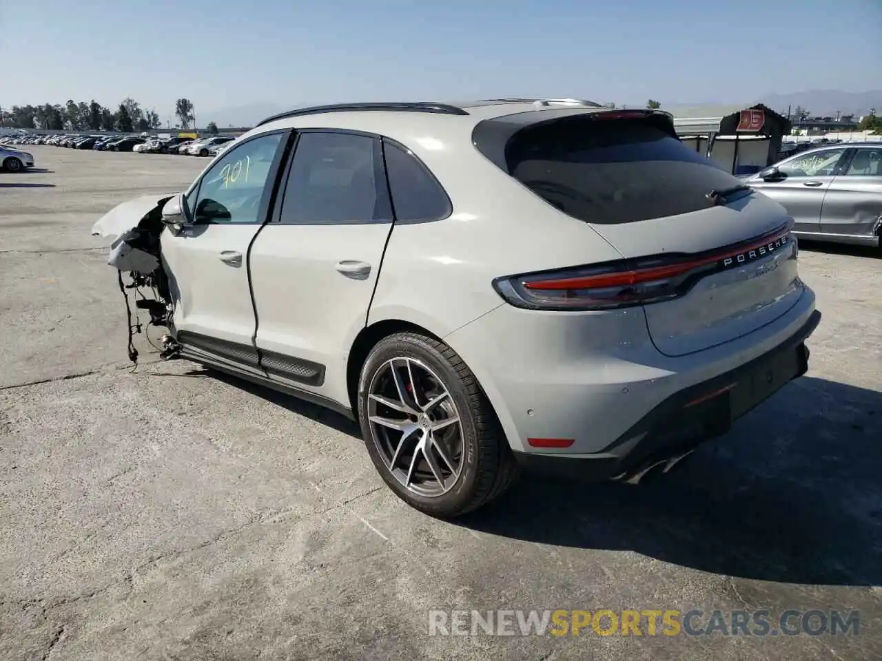 3 Photograph of a damaged car WP1AG2A51NLB21632 PORSCHE MACAN 2022