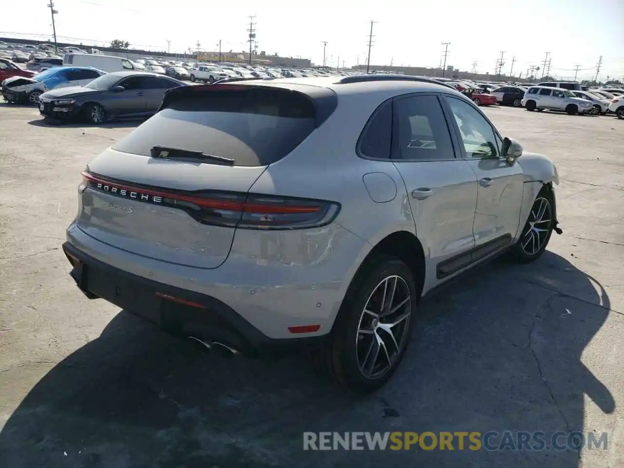 4 Photograph of a damaged car WP1AG2A51NLB21632 PORSCHE MACAN 2022