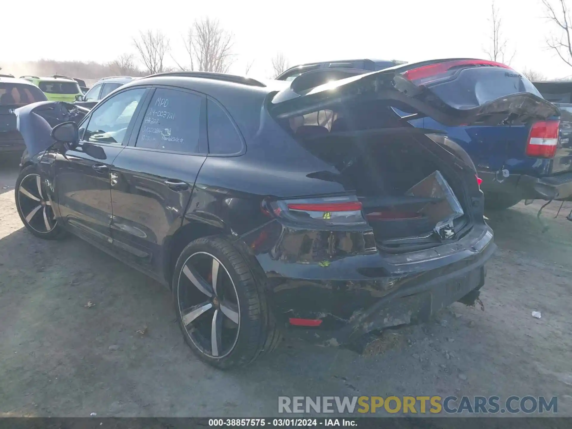 3 Photograph of a damaged car WP1AG2A53NLB24497 PORSCHE MACAN 2022