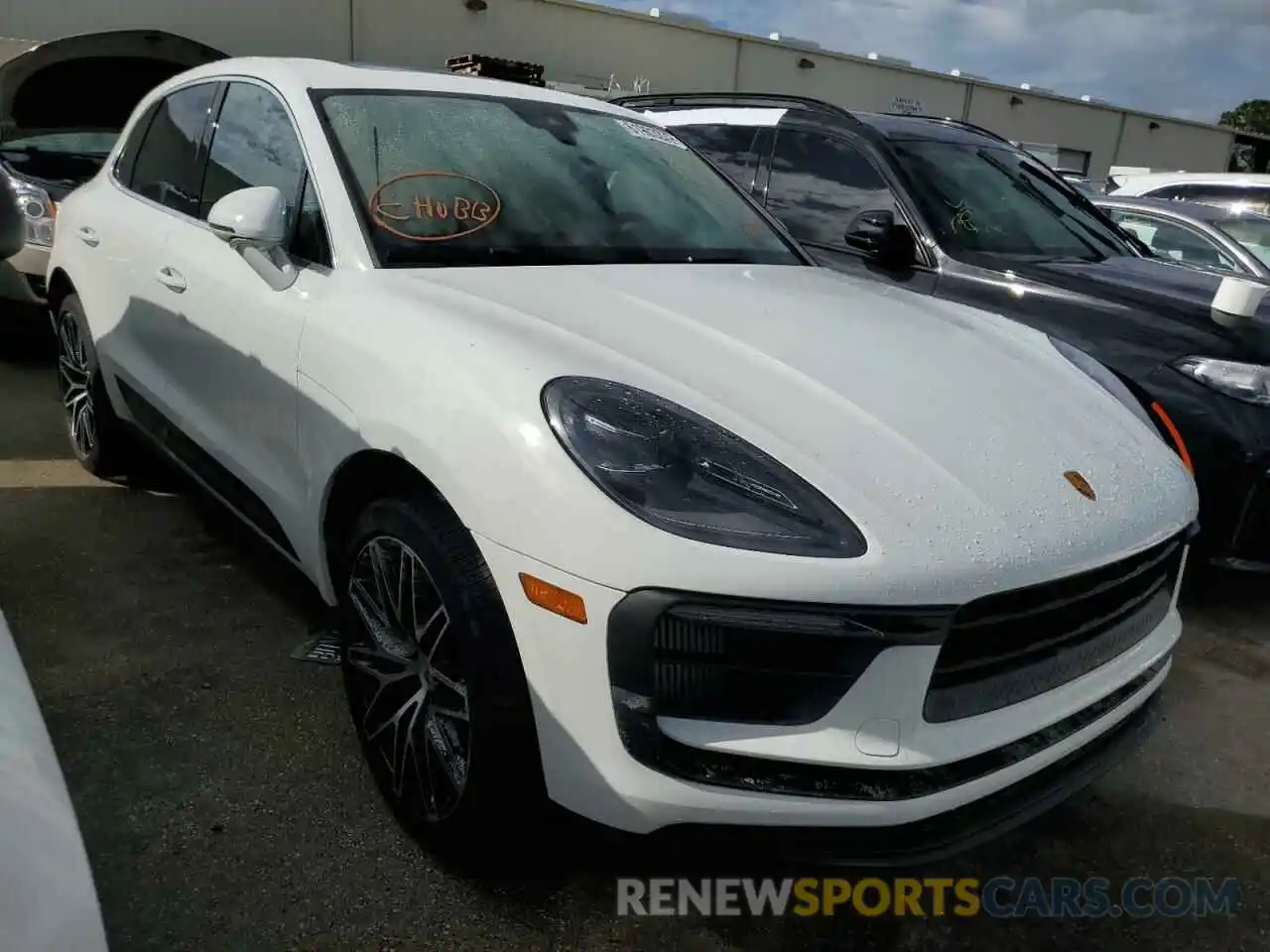 1 Photograph of a damaged car WP1AG2A54NLB20152 PORSCHE MACAN 2022