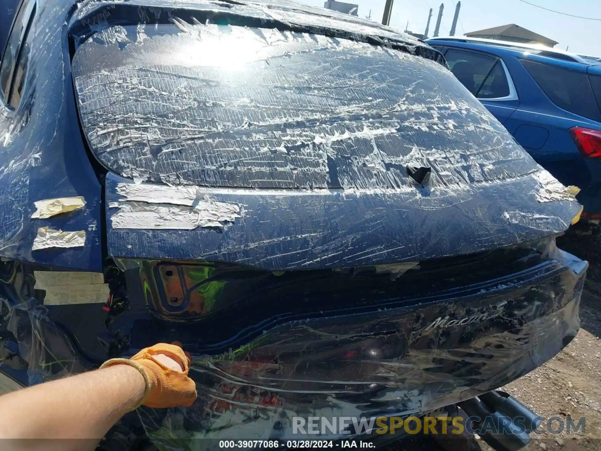 20 Photograph of a damaged car WP1AG2A56NLB22775 PORSCHE MACAN 2022