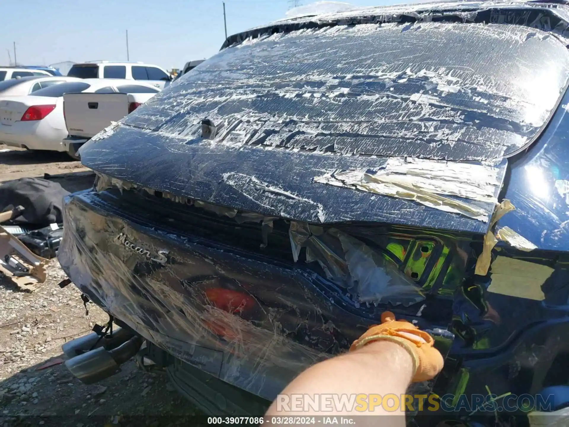 21 Photograph of a damaged car WP1AG2A56NLB22775 PORSCHE MACAN 2022