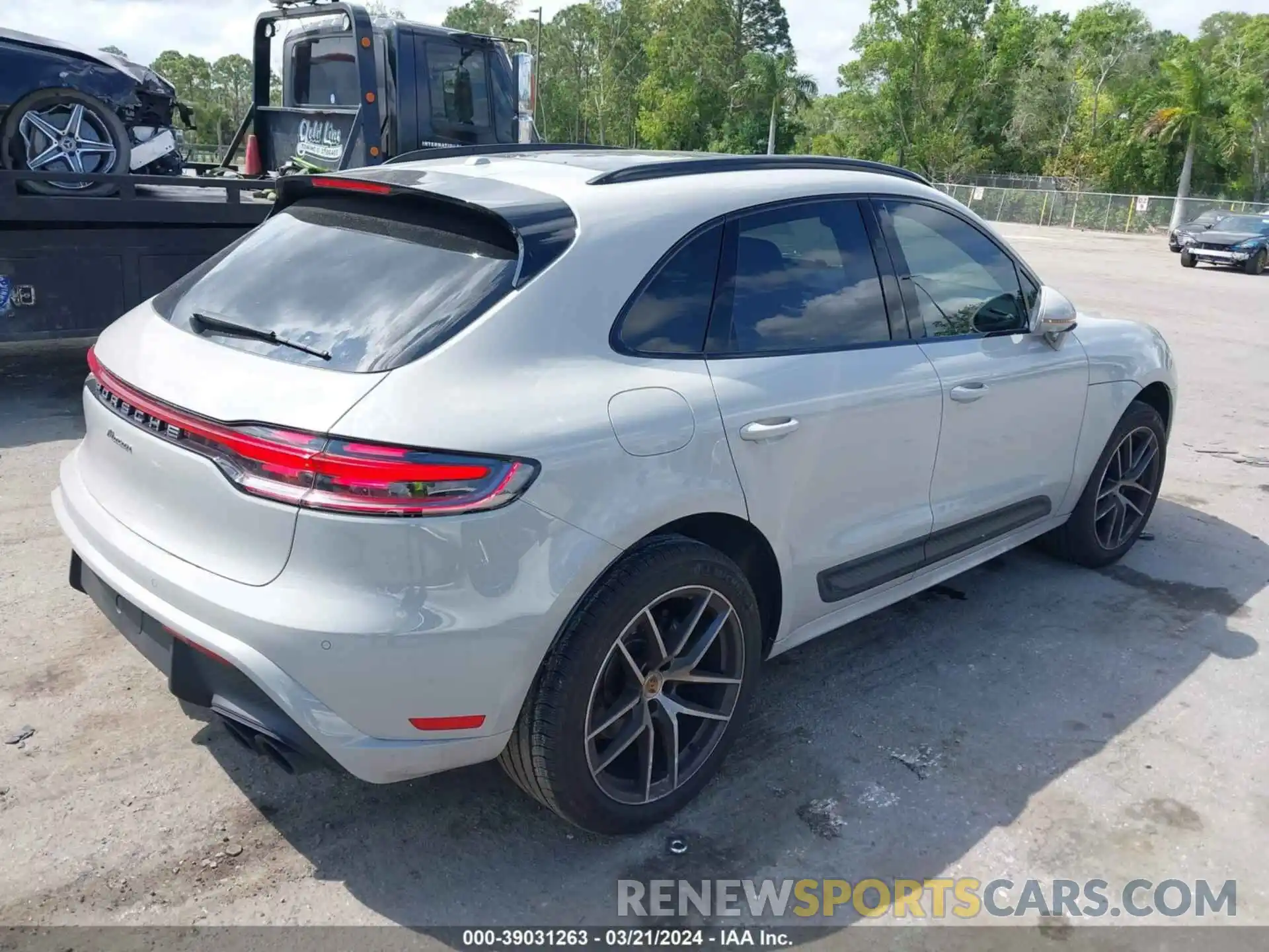 4 Photograph of a damaged car WP1AA2A56PLB14468 PORSCHE MACAN 2023