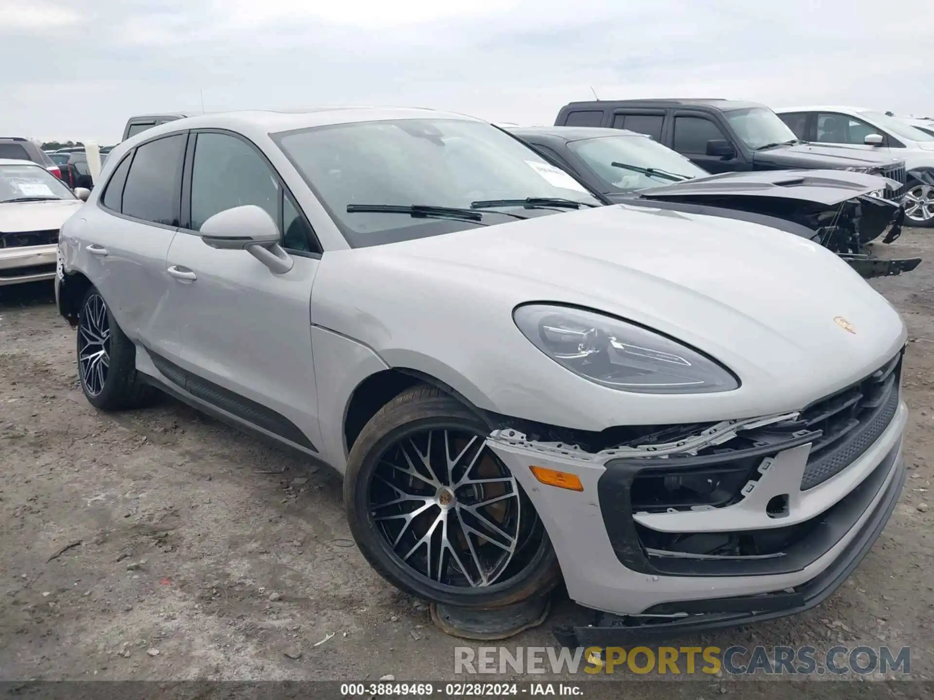 6 Photograph of a damaged car WP1AA2A51RLB01291 PORSCHE MACAN 2024