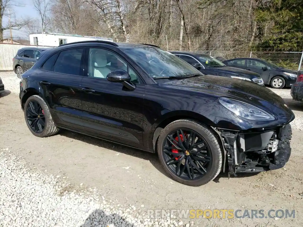 4 Photograph of a damaged car WP1AF2A53RLB55502 PORSCHE MACAN 2024