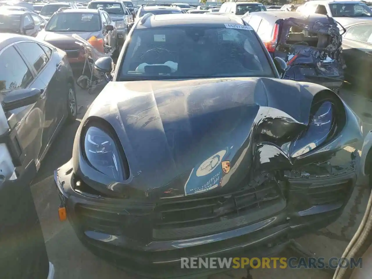 5 Photograph of a damaged car WP1AA2A51RLB00058 PORSCHE MACAN BASE 2024