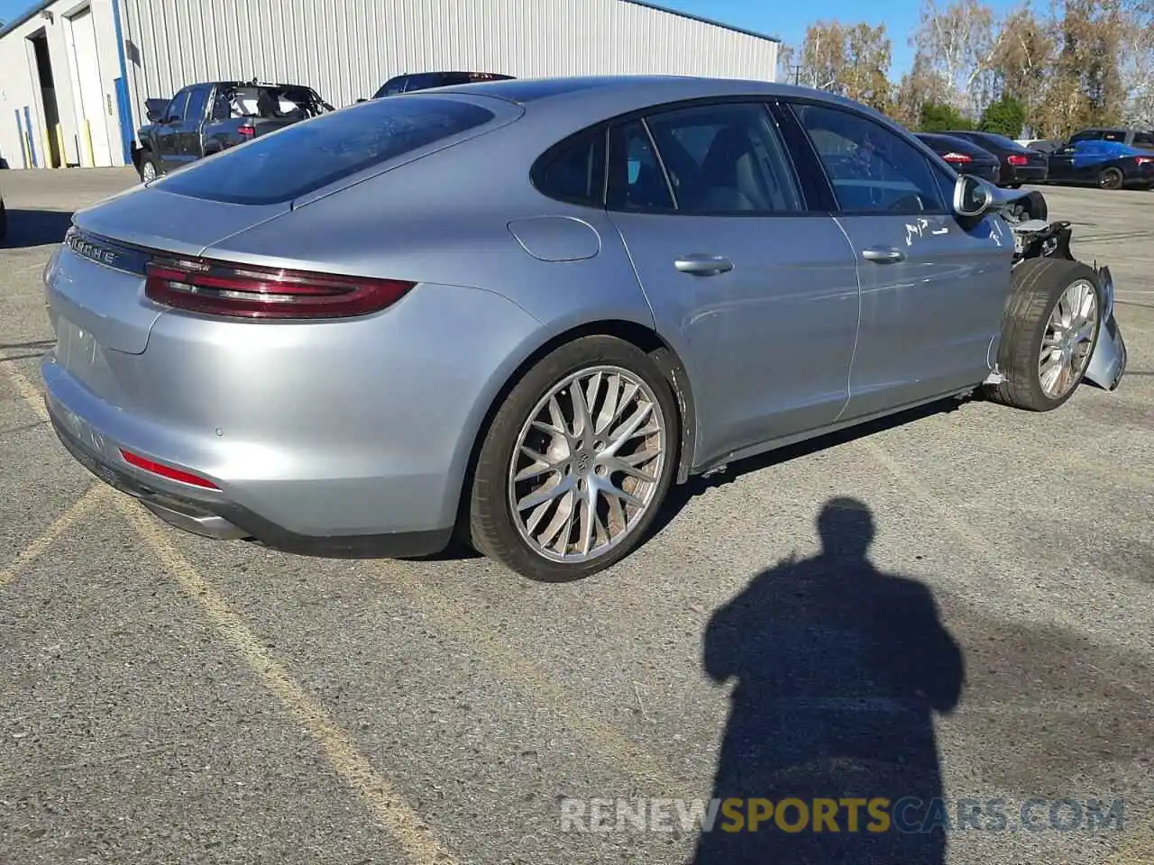 4 Photograph of a damaged car WP0AA2A70KL100884 PORSCHE PANAMERA 2019